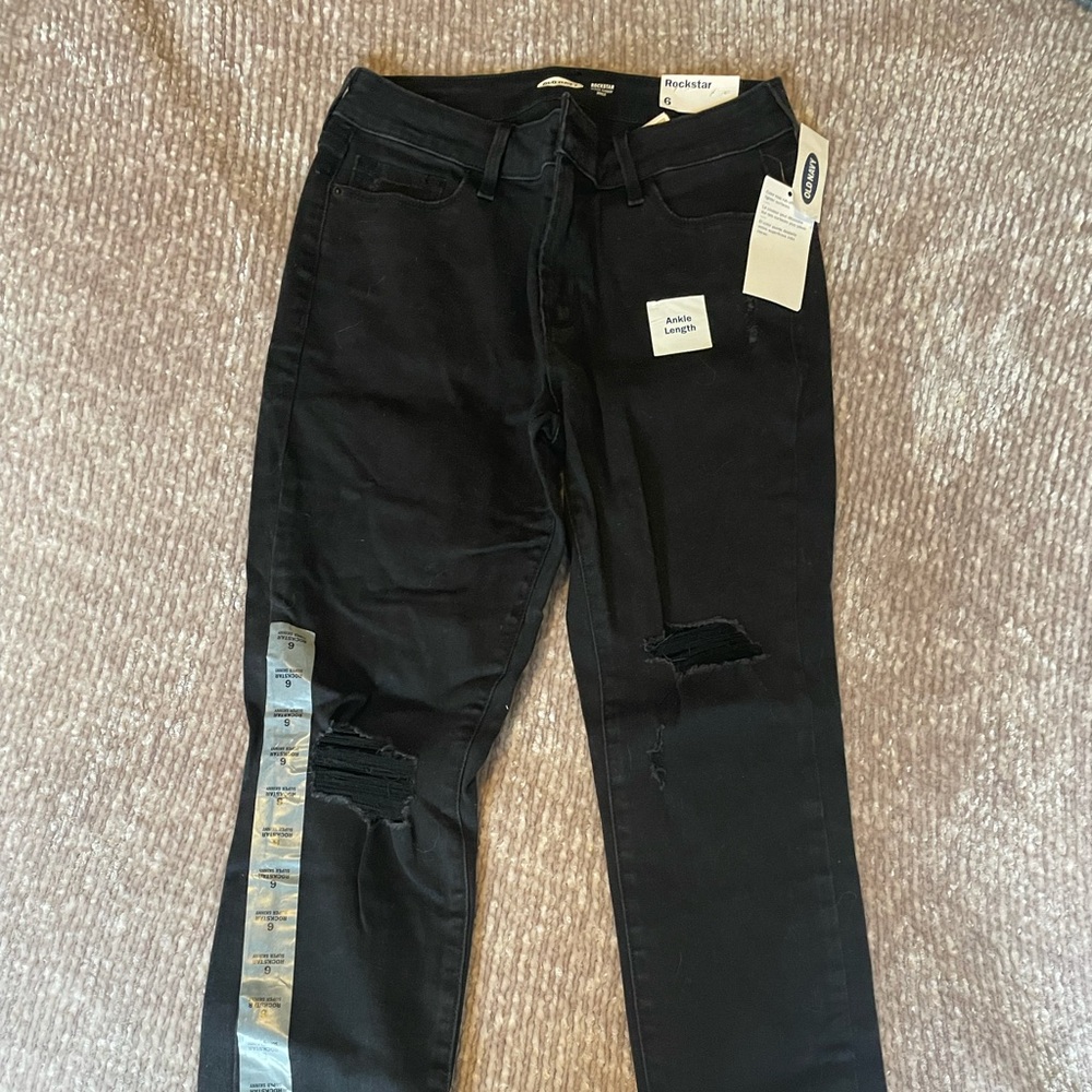 Black old navy ankle jeans